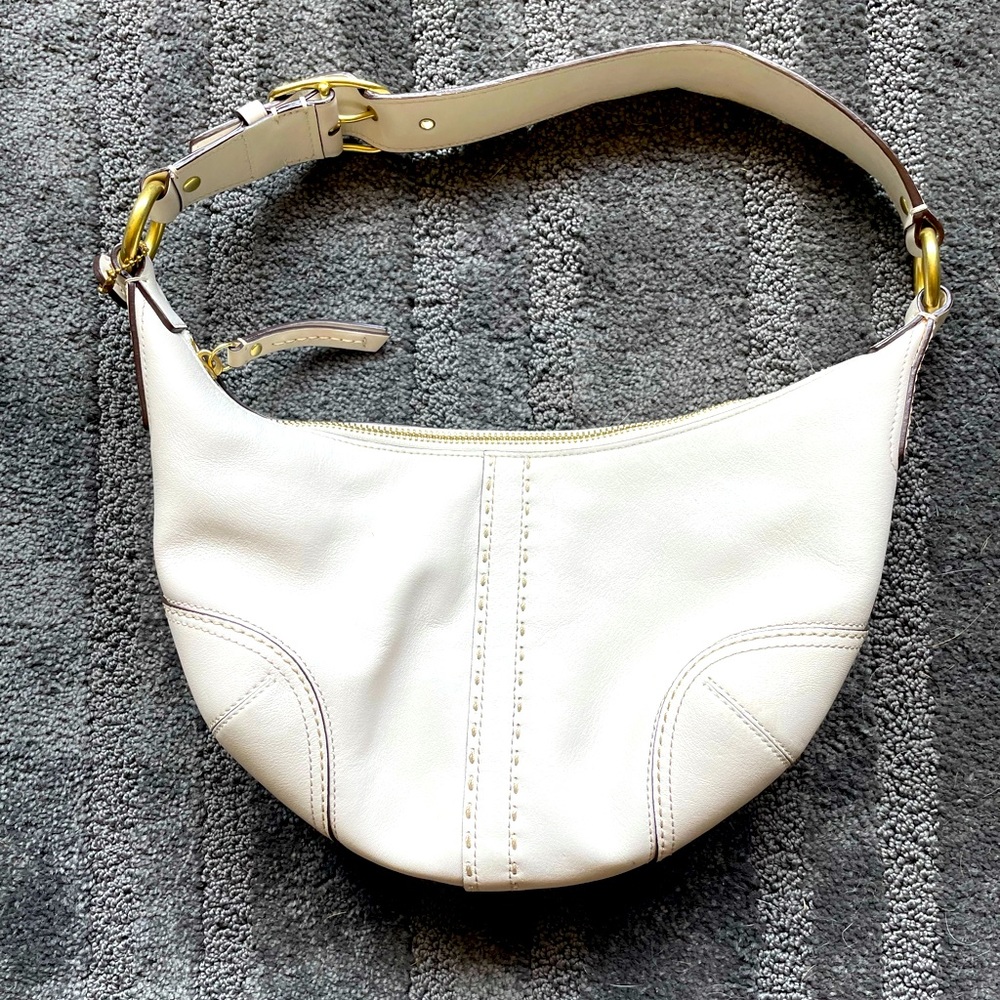 Coach all leather hobo shoulder bag